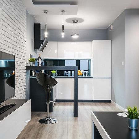Rentplanet - Odra Tower Lejlighed Wrocław Eksteriør billede